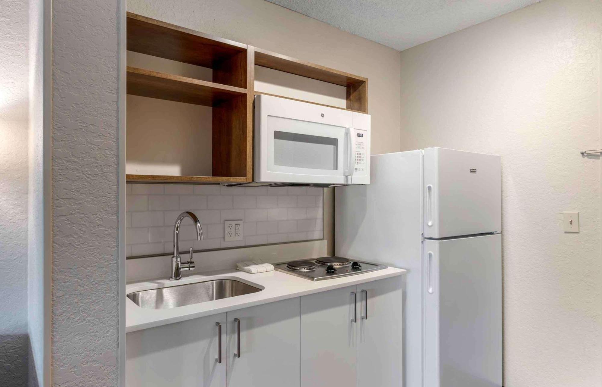 Extended Stay America Premier Suites - Miami - Airport - Doral - 87Th Avenue South Sweetwater Exterior foto